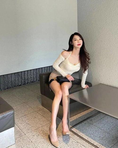 在线观看韩国少妇,揭秘现代都市女性的魅力与挑战